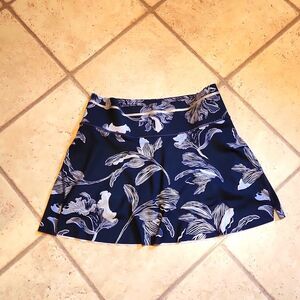 Athleta Women's Dark Blue Floral Sonic Tennis Skort Size S
